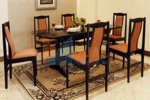 Beli Meja Makan Ligna Martini Murah di jualfurnitures, dapatkan Harga Murah, Barang Baru, Terjamin Kualitasnya Tersedia berbagai Model dan Merk. Jual Meja Makan Murah, Meja Makan Ligna Martini Minimalis