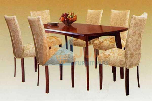 Beli Meja Makan Ligna Delluca Murah di jualfurnitures, dapatkan Harga Murah, Barang Baru, Terjamin Kualitasnya Tersedia berbagai Model dan Merk. Jual Meja Makan Murah, Meja Makan Ligna Delluca Minimalis